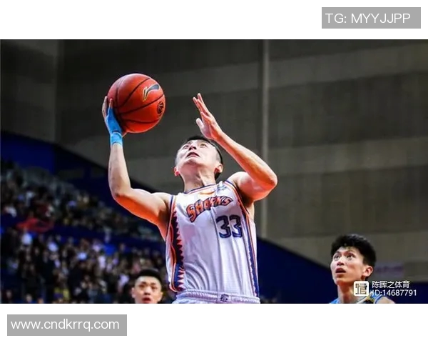 上海足球队灵活性变革引发热议助力球队崛起与发展